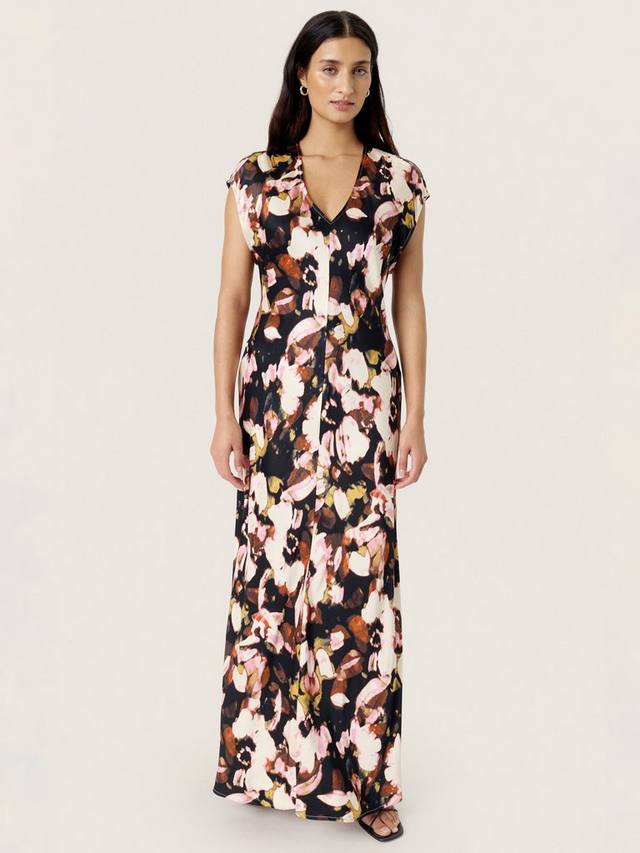 

Платье SLCinna Liva с V-образным вырезом и цветочным принтом Soaked In Luxury