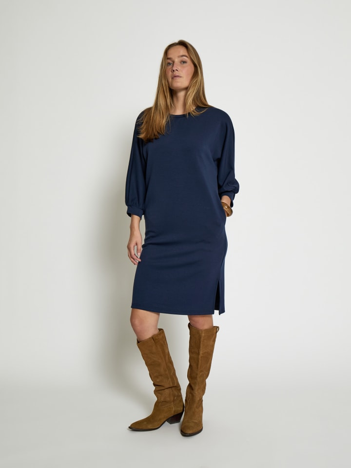 

Короткое платье minus