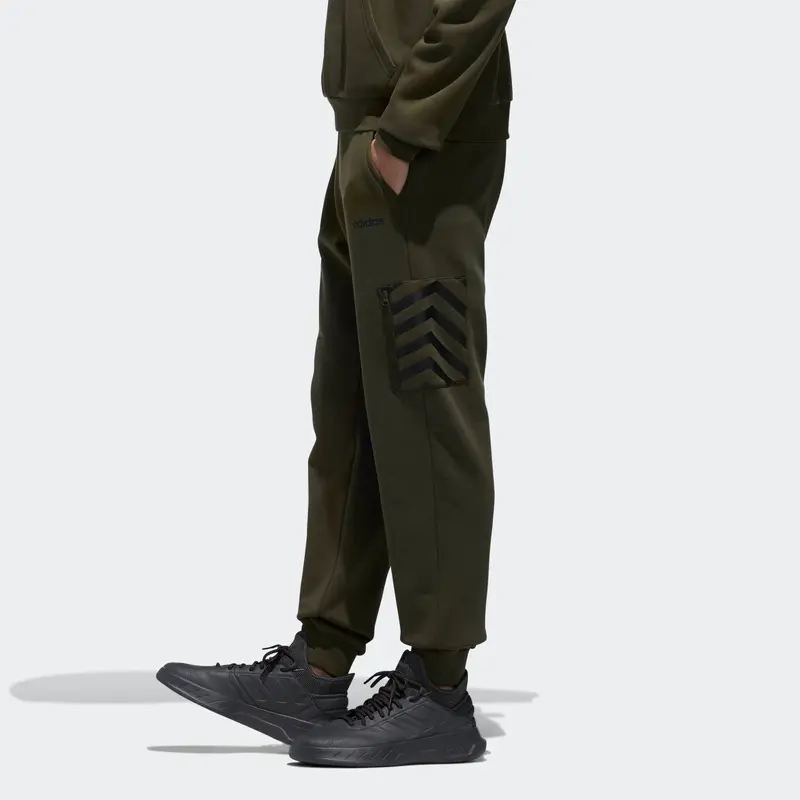 Спортивные штаны мужские армейский зелёный Adidas Neo — фото 4
