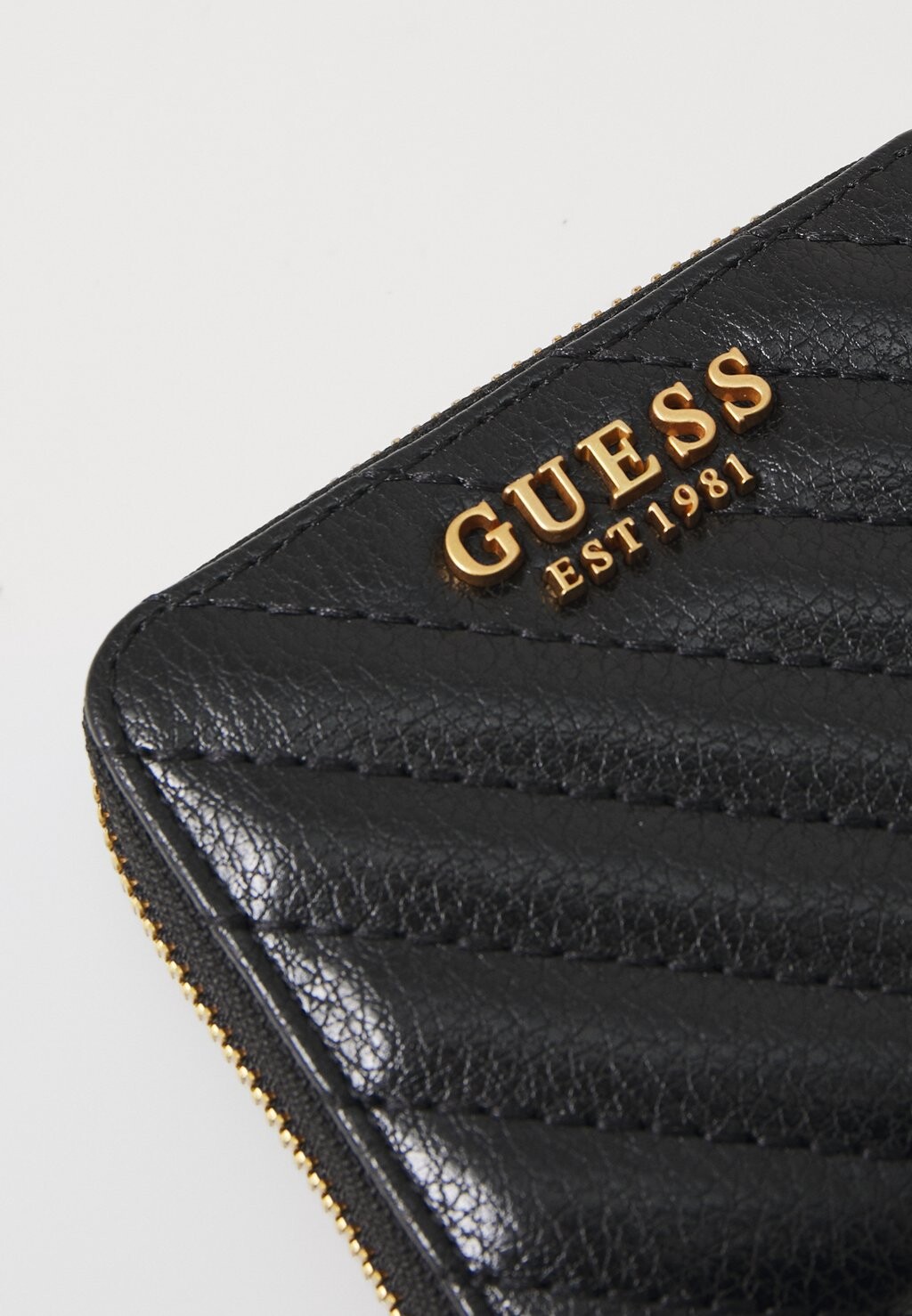 

Кошелек SELA SMALL ZIP AROUND Guess, черный