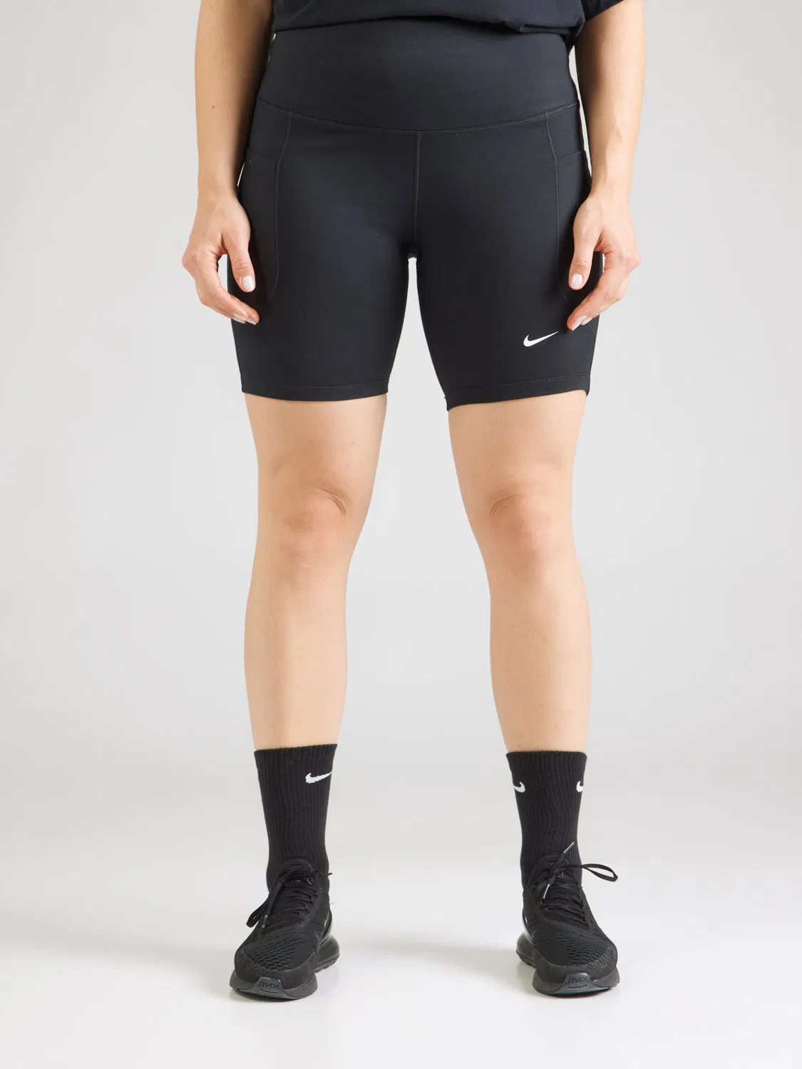 Облегающие спортивные шорты Nike ONE черного цвета — фото 3