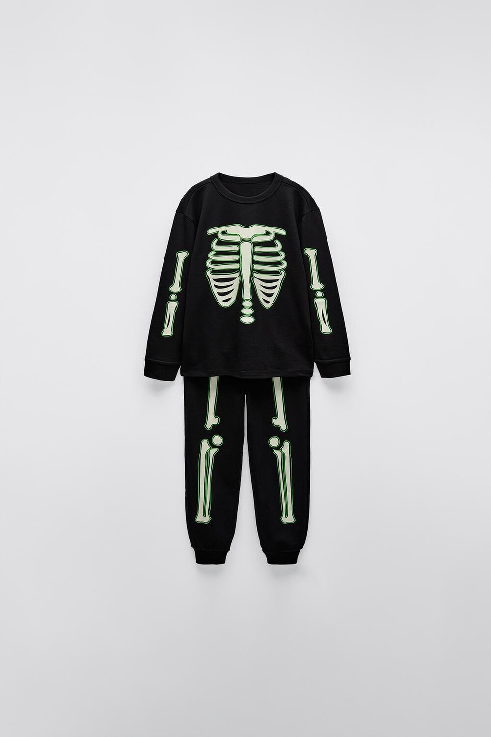 

Возраст 2-6 лет/пижама с светящимся в темноте скелетом ZARA, черный