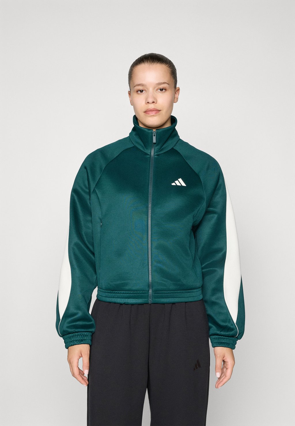 

Блейзер STADIUM Adidas Sportswear, темно-зеленый