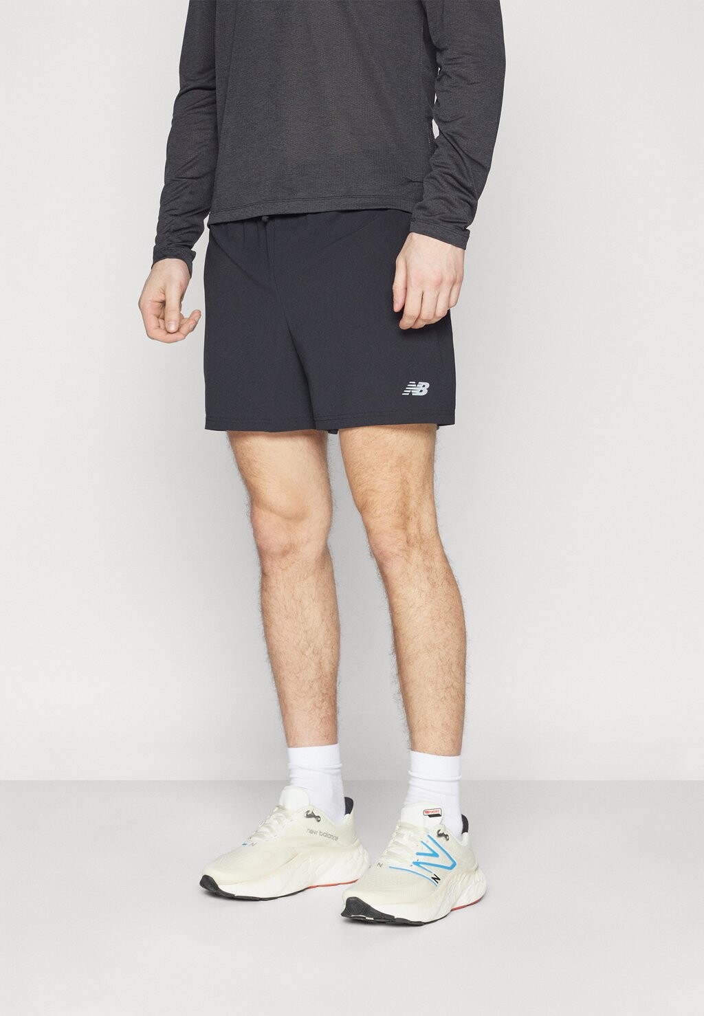 

Спортивные шорты ESSENTIALS SHORT New Balance, цвет black