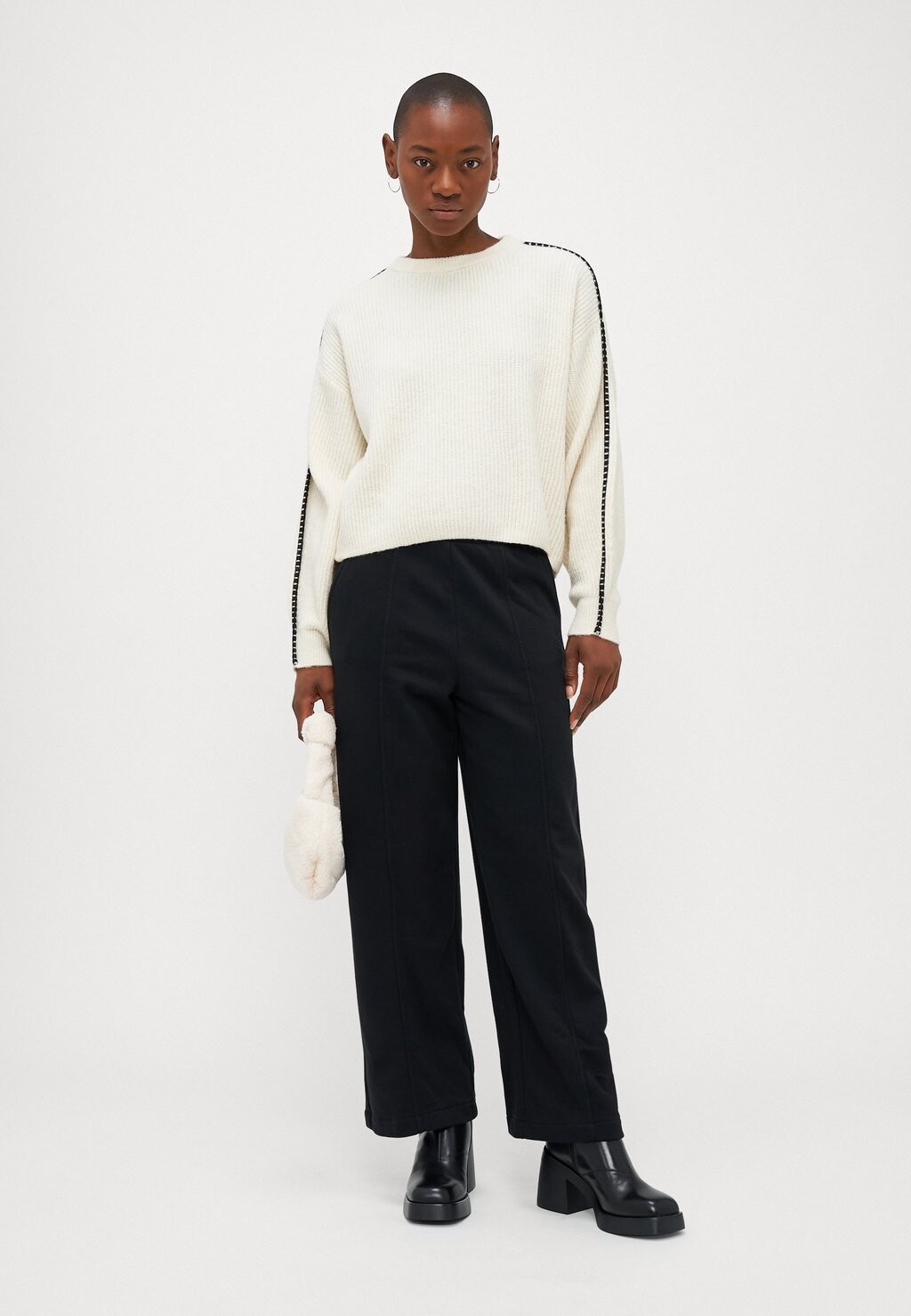 

Джемпер VMZORA O NECK Vero Moda Petite, бежевый