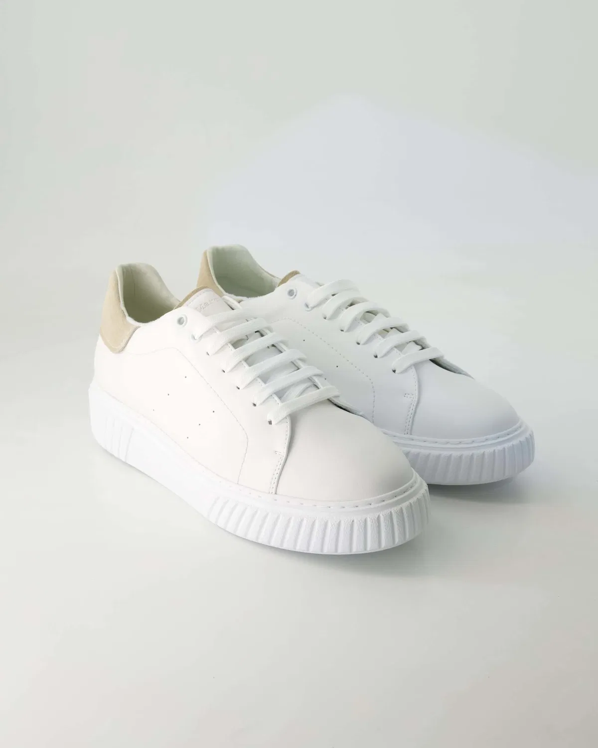 Кроссовки низкие из гладкой кожи, Marc O'Polo Shoes, белый