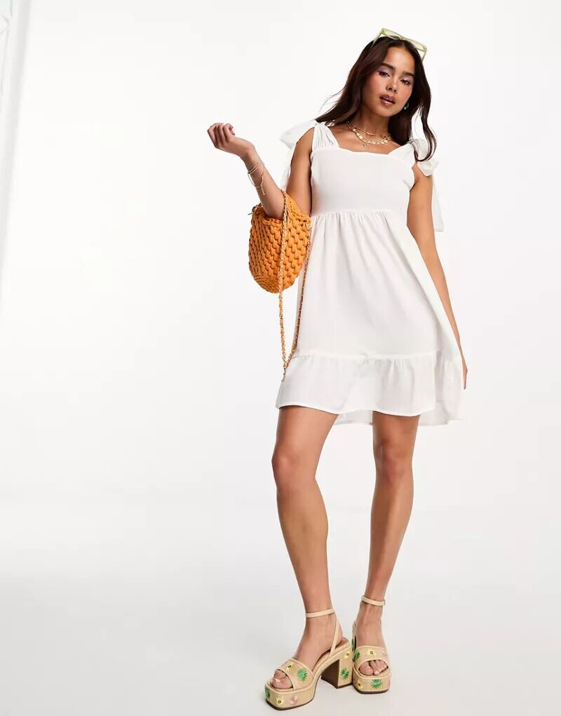 

Белое мини-платье Vero Moda с завязками на плечах