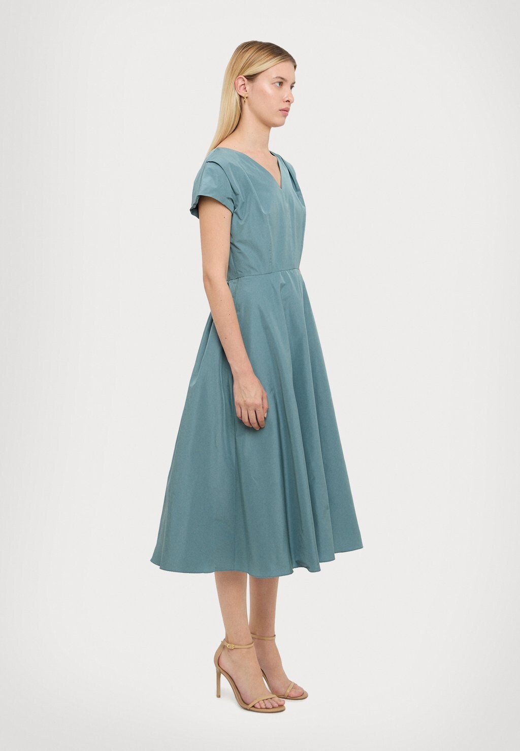 

Повседневное платье ETUANIA WEEKEND MaxMara, светло-голубой