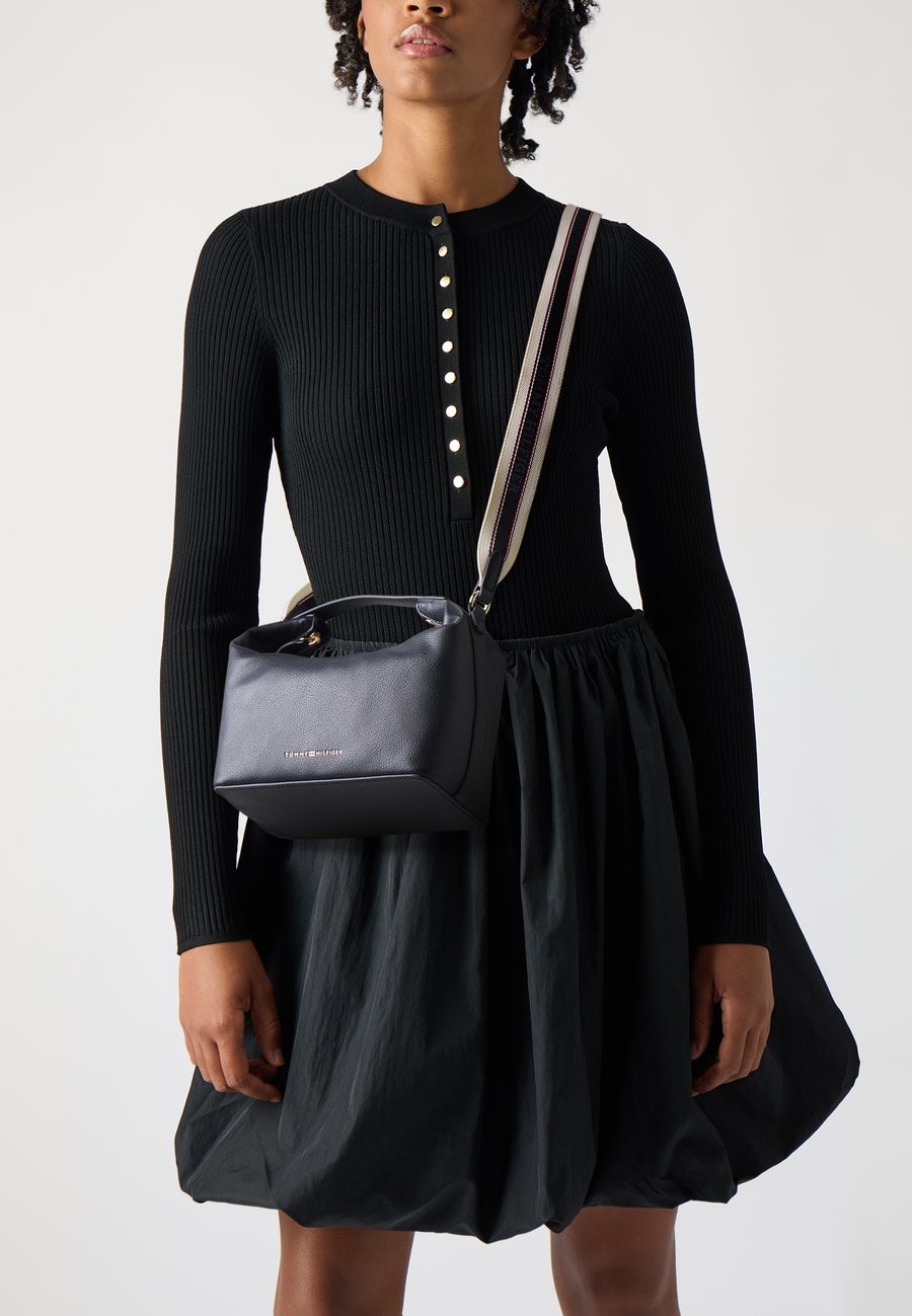 

Сумка кросс-боди Tommy Hilfiger LOGOTAPE CROSSOVER, Space Blue /Blue