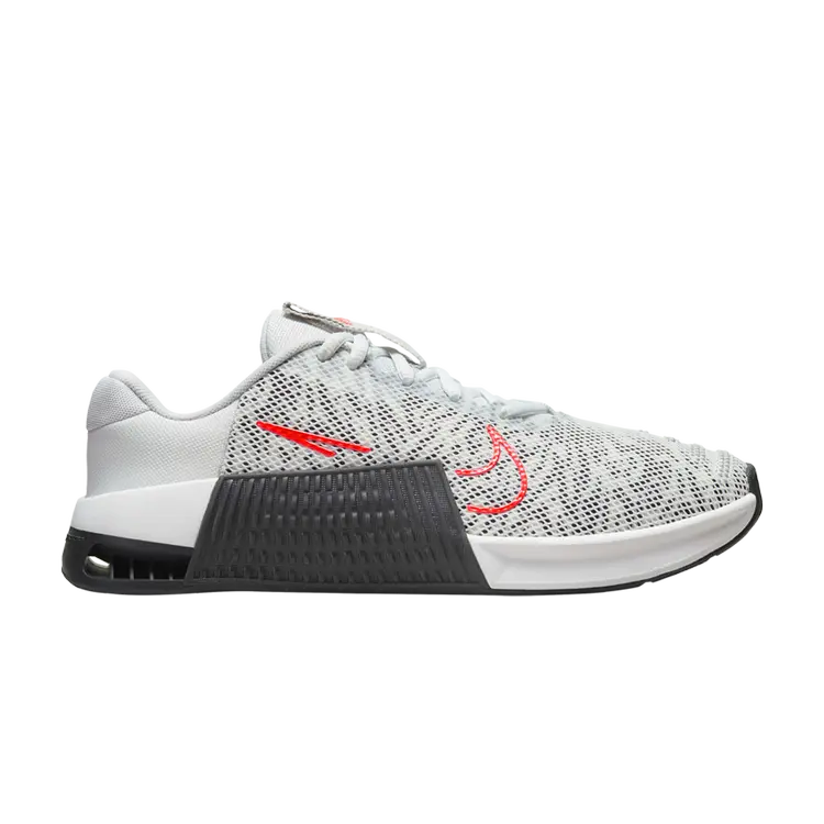 Кроссовки Wmns Metcon 9 Premium, цвет White Smoke Grey Mango
