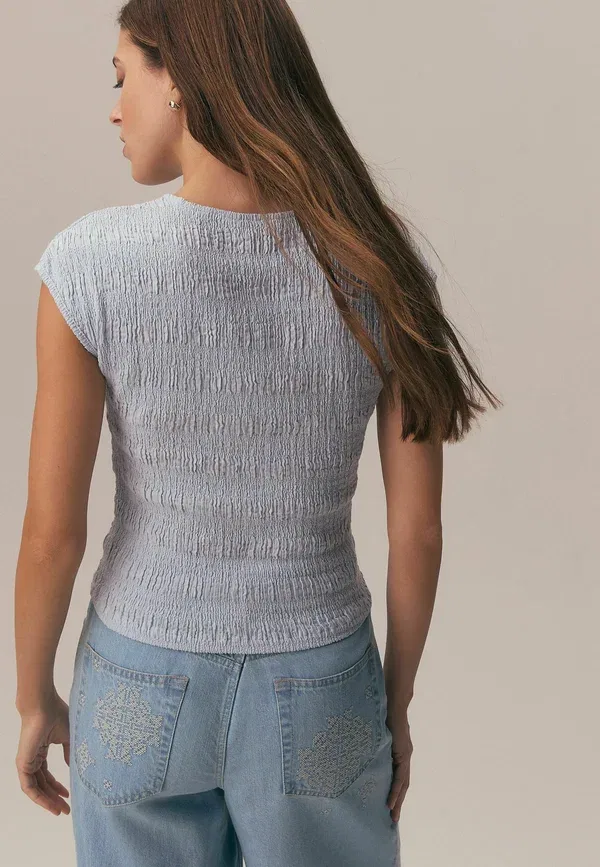 Блуза Next, Regular fit short sleeve textured crew neck top, синяя — фото 3
