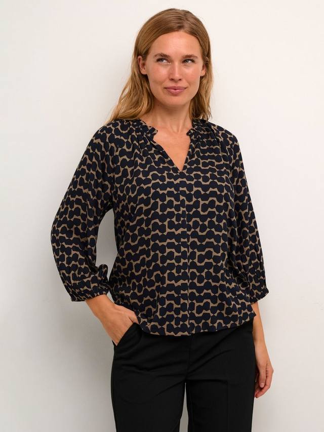 

Блузка Sigrid с абстрактным принтом KAFFE