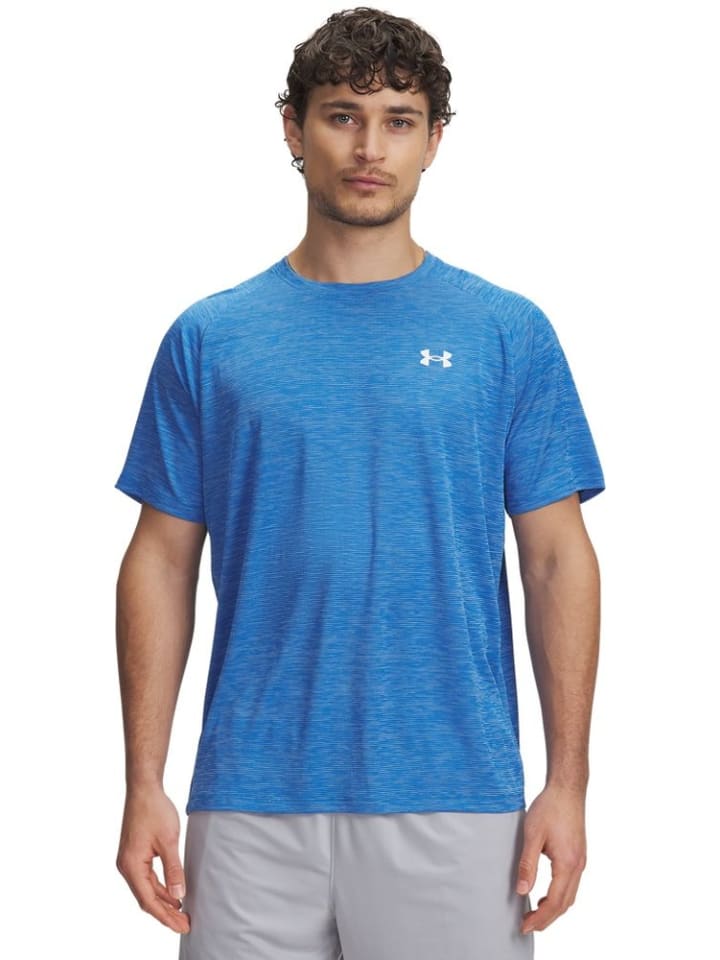 

Спортивная футболка Tech Textured T-Shirt синего цвета Under Armour