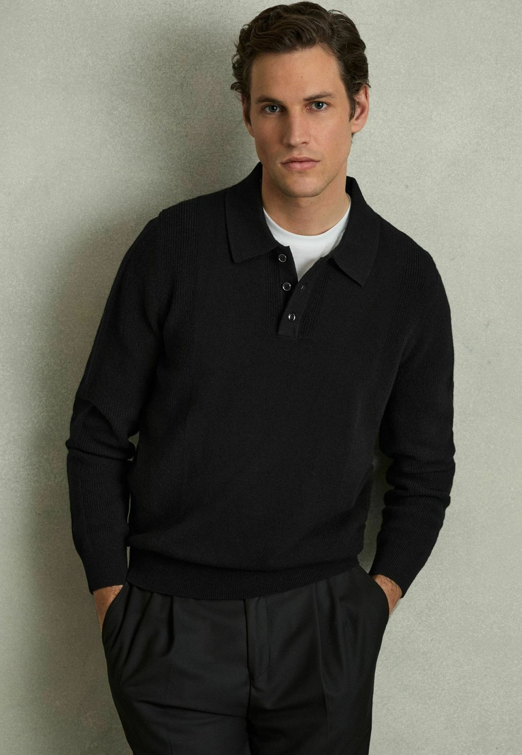 

Рубашка поло KINGSLEY TEXTURED Reiss, черный