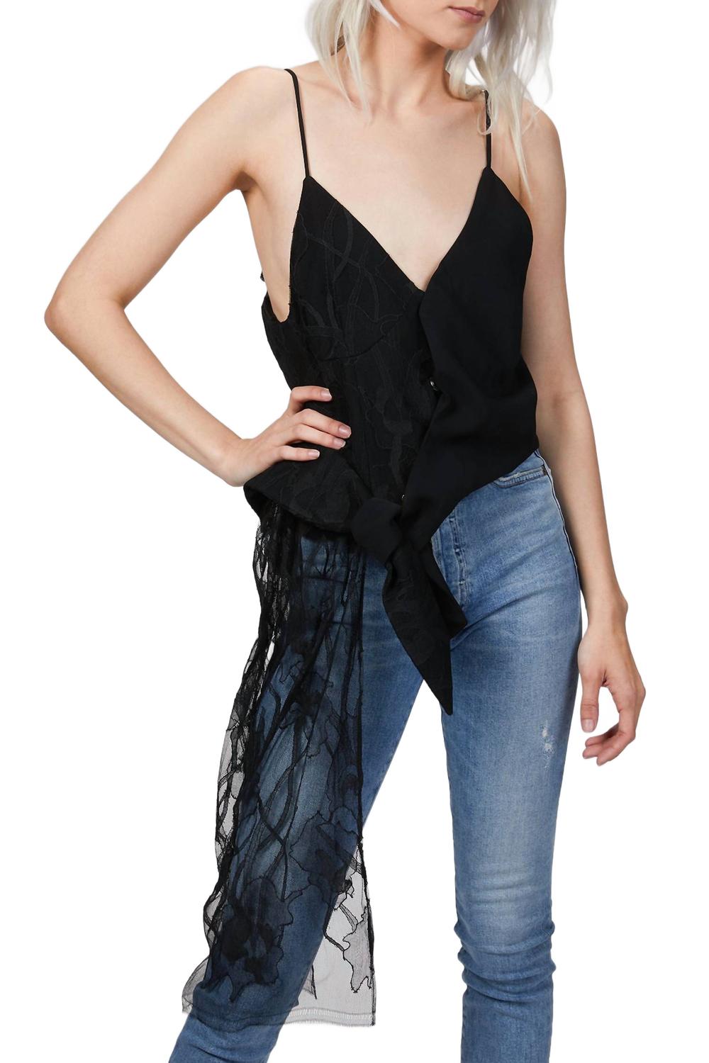 

Топ Elza в черном цвете ByVARGA