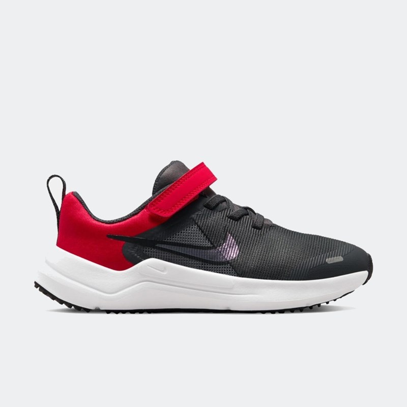 

Кроссовки Nike, черный