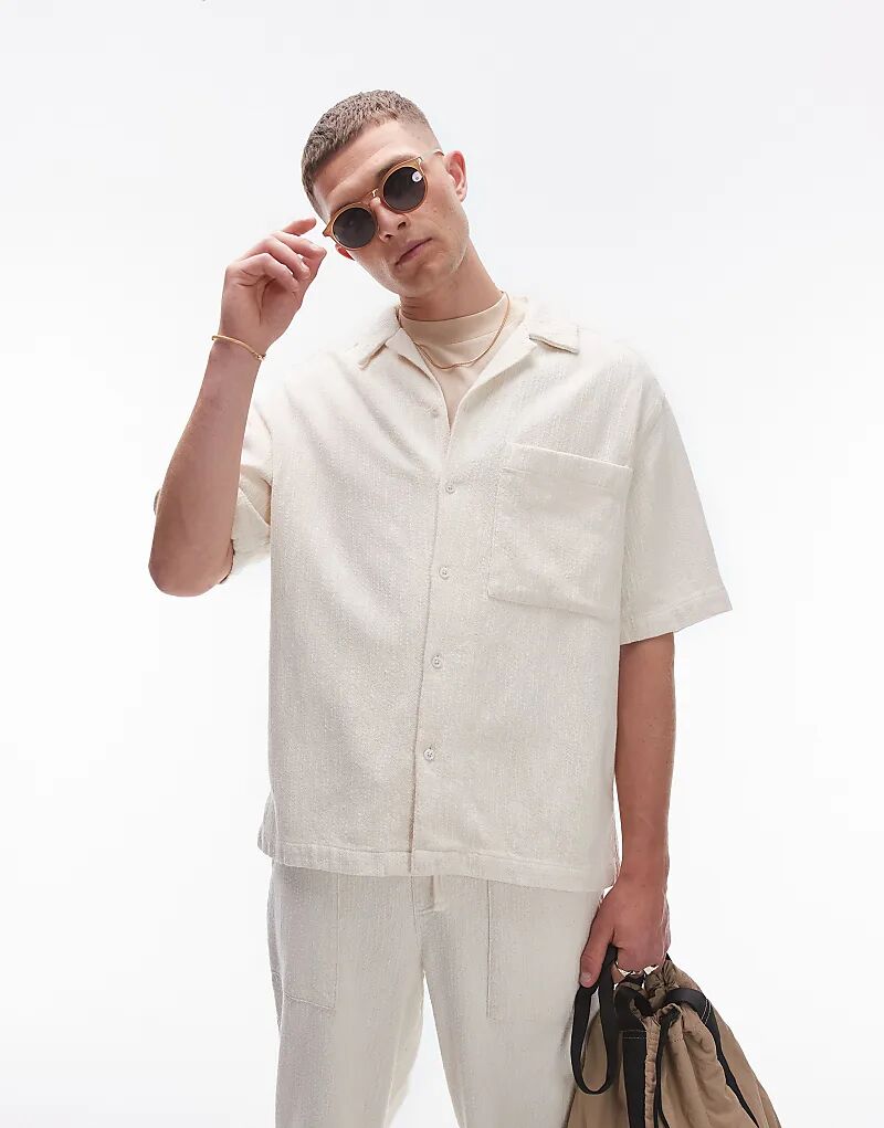 

Рубашка Topman свободного кроя с короткими рукавами цвета экрю. комбинированная часть