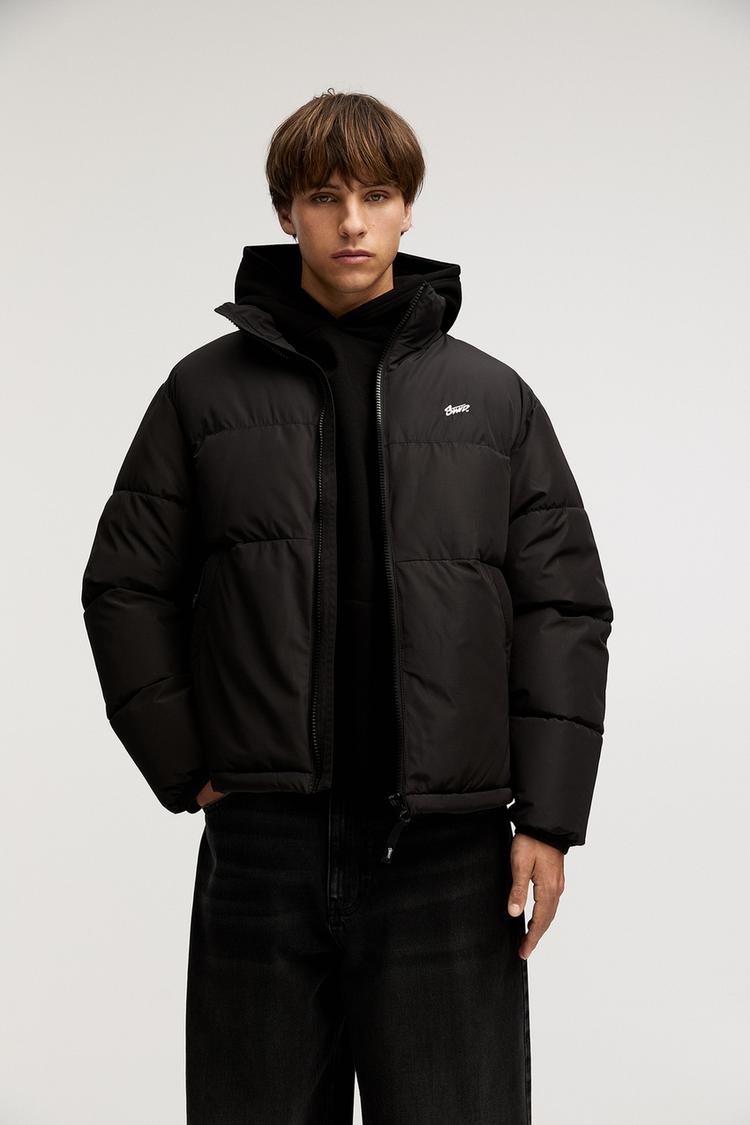 

Куртка-Пуховик Pull And Bear, черный