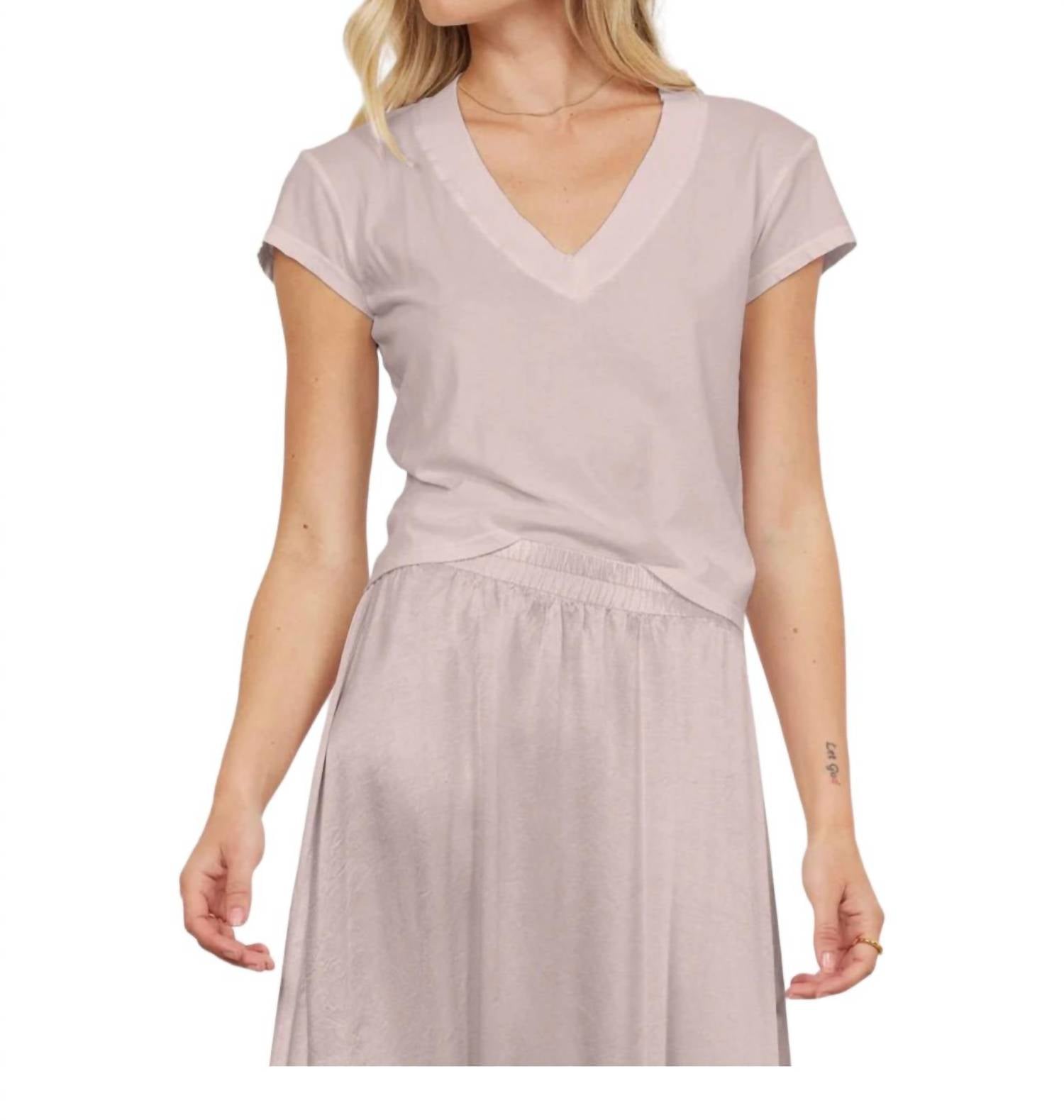 

Футболка Suri Organic Deep V в цвете мокко LAmade, цвет mocha