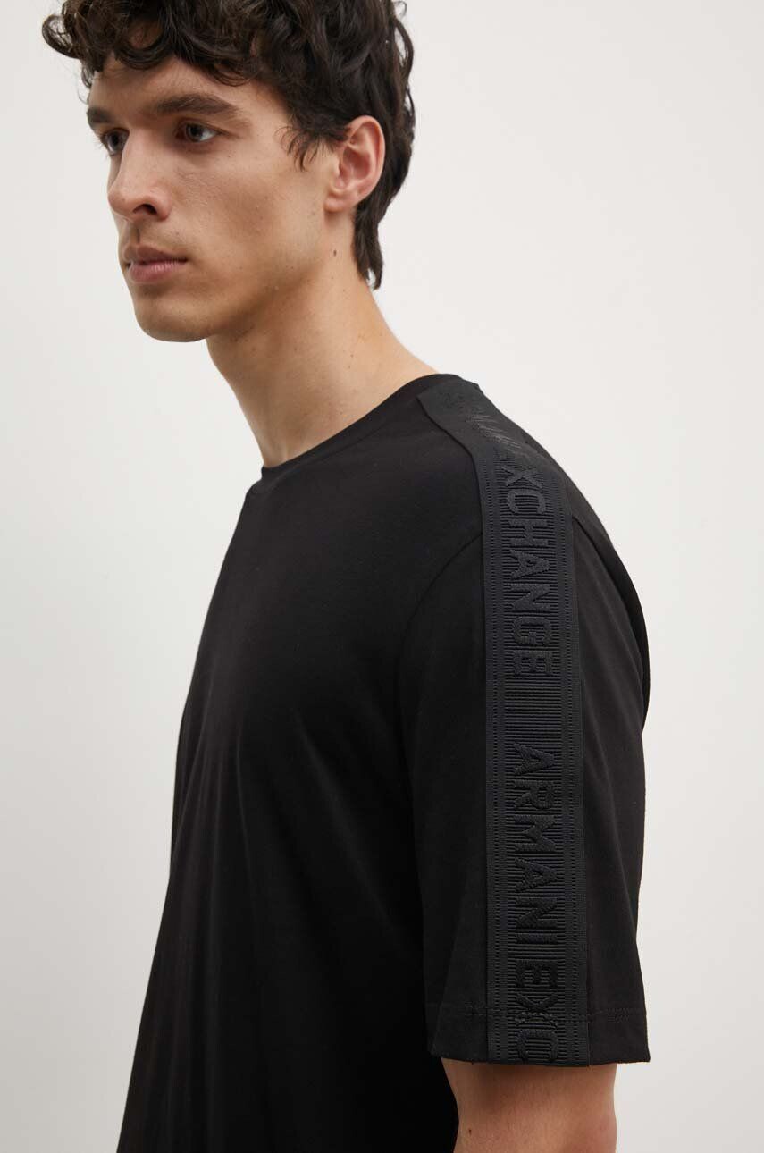 

Хлопковая футболка Armani Exchange, черный