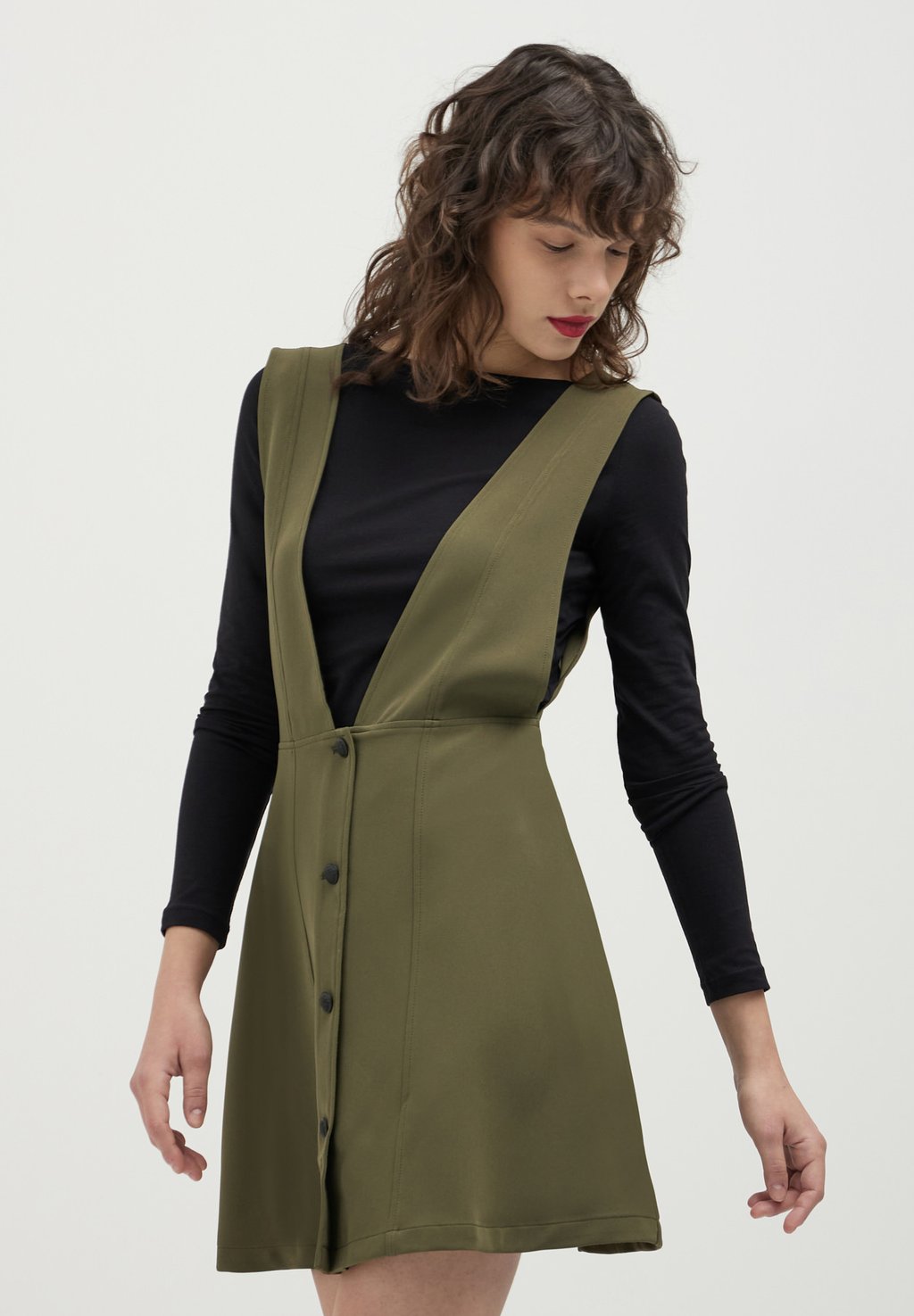 

Повседневное платье UNITA SCOLLO A V Calliope, цвет Verde