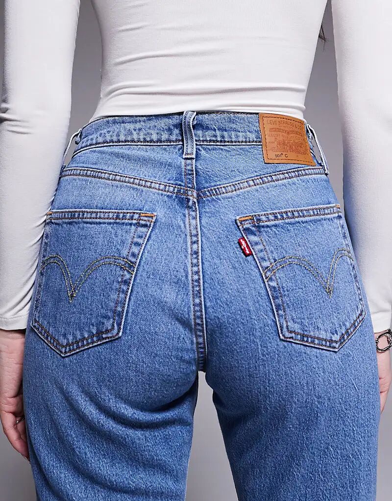 Джинсы Levi's 501 прямого кроя, средне-синего цвета — фото 4