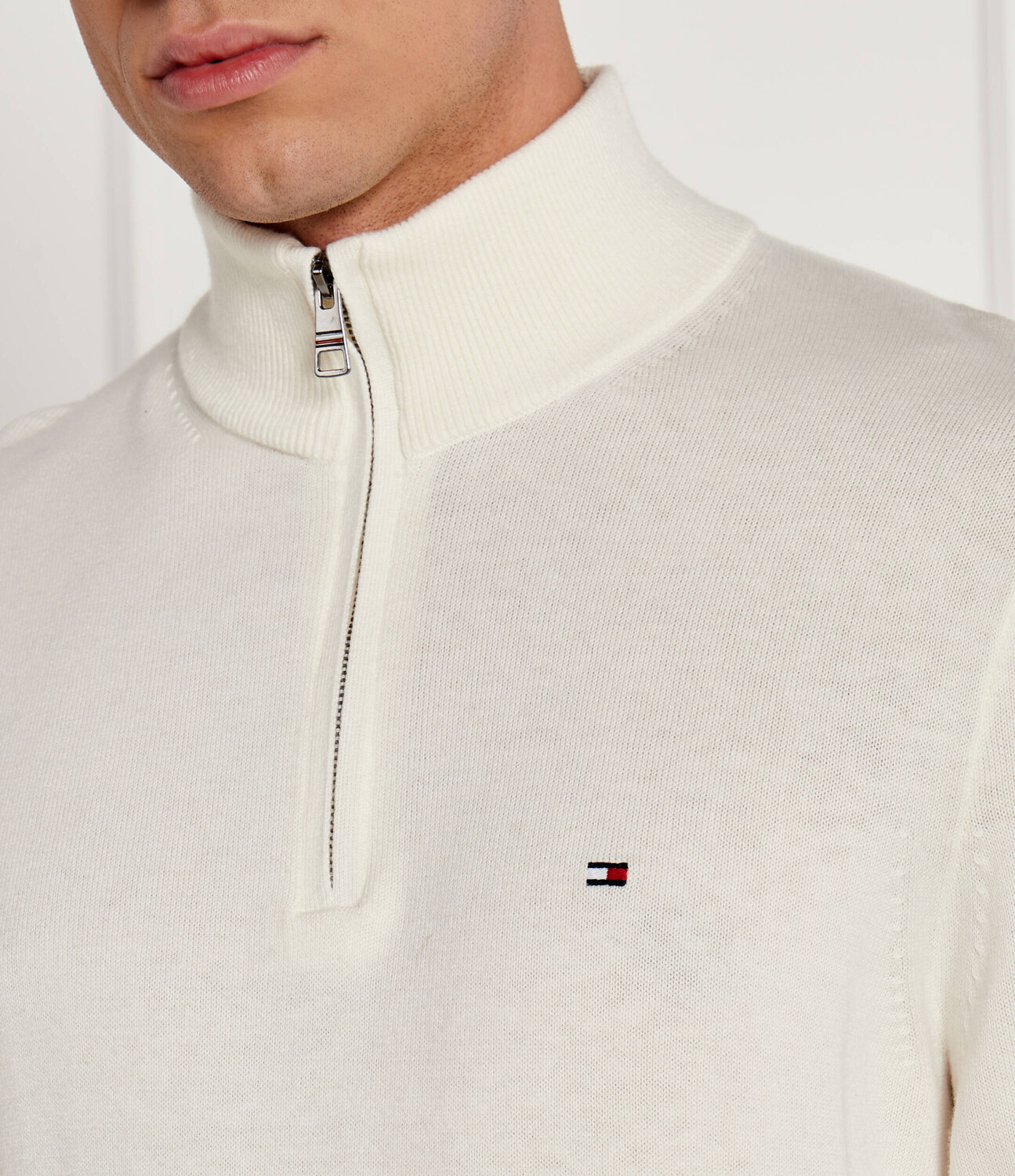 Свитер Tommy Hilfiger Regular Fit, экрю — фото 4