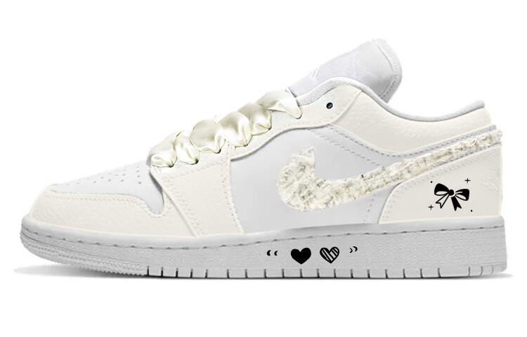 

Кроссовки Air JORDAN 1 Vintage Basketball Shoes Women's Low-Top White Black