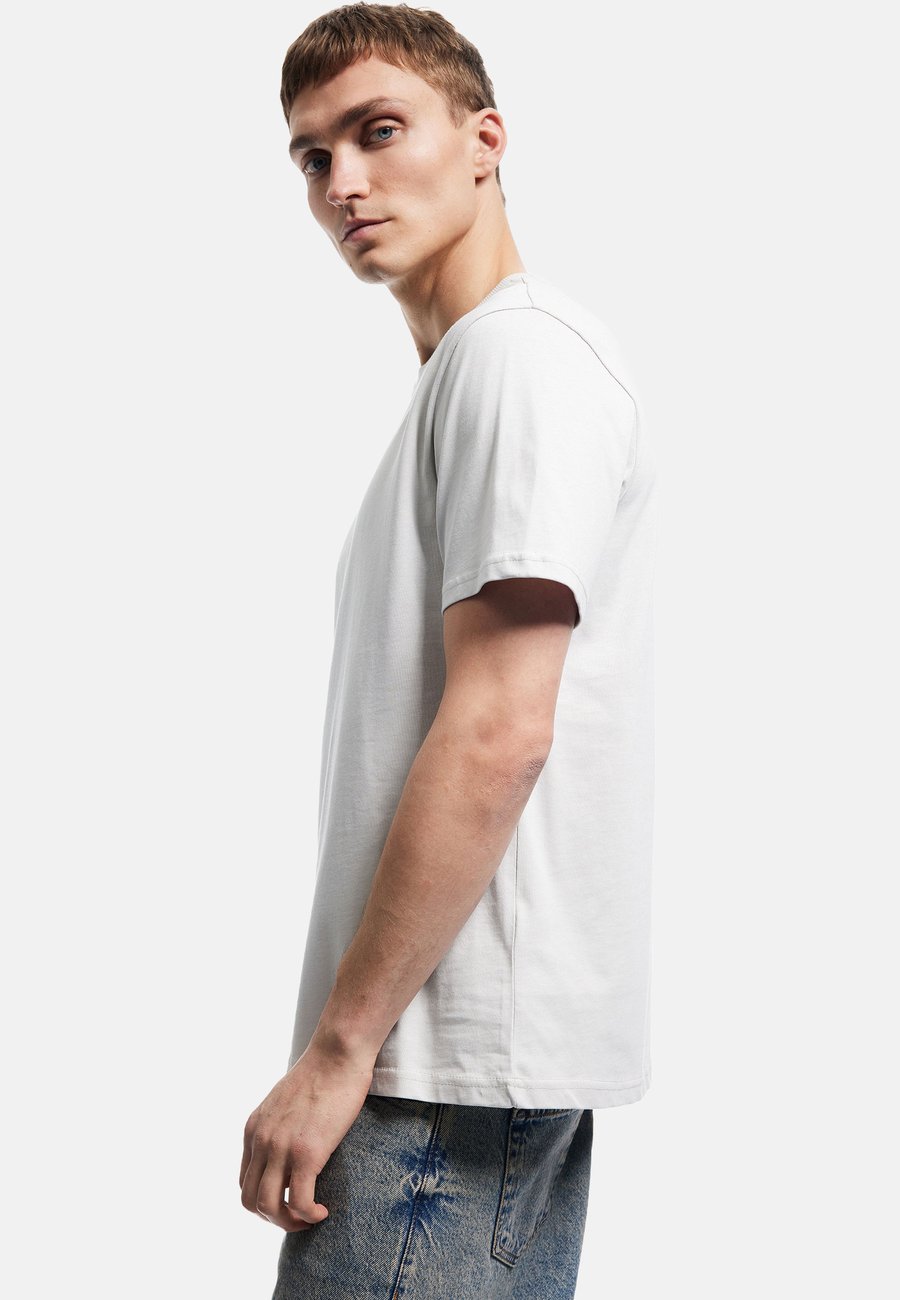 

Футболка Koton MINIMAL PRINTED , Grey