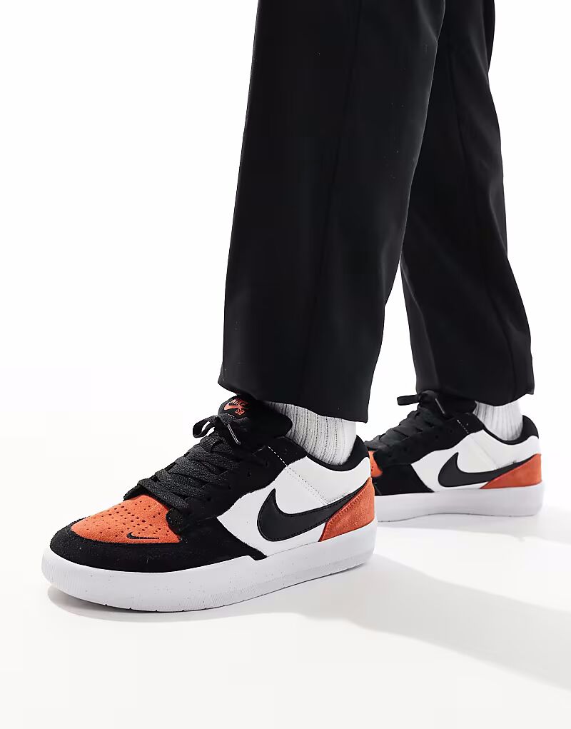 

Кроссовки Nike SB Force белого и грунтового цвета — БЕЛЫЕ