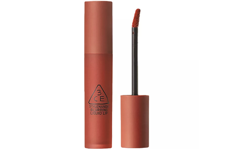 

Муссовый матовый блеск для губ Soft Focus, легко наносится, 5,5 г 3CE