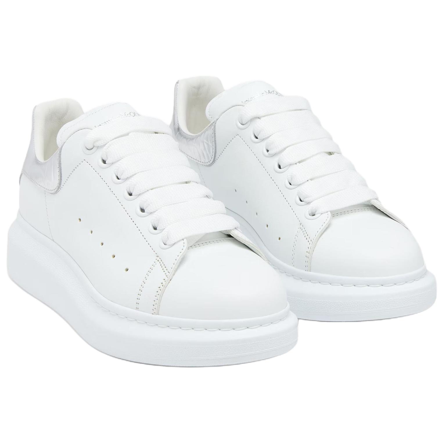 Alexander McQueen Женские оверсайз кроссовки на шнуровке белые, цвет White — фото 3