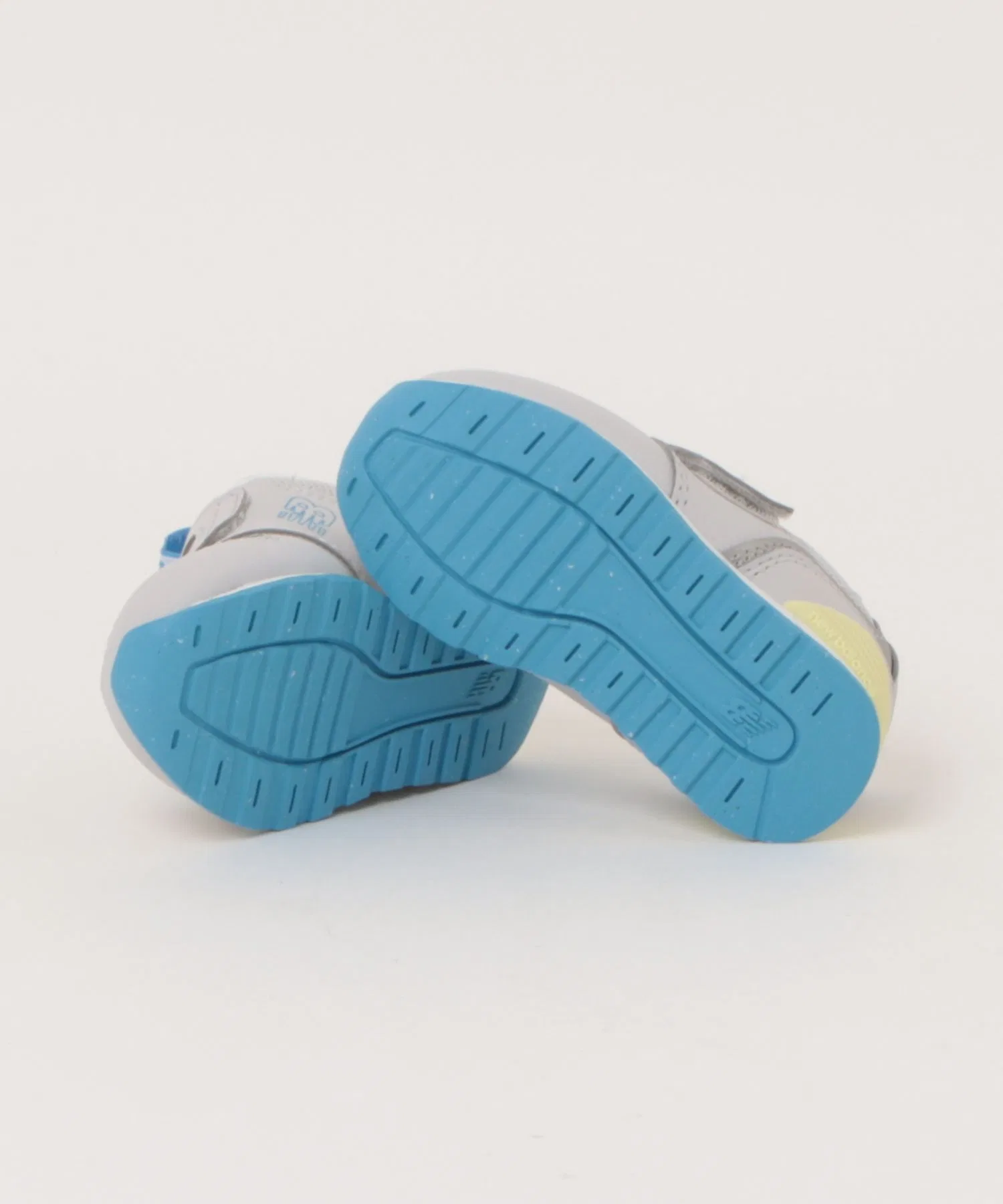 Детские кроссовки New Balance IZ996CA3 — фото 3