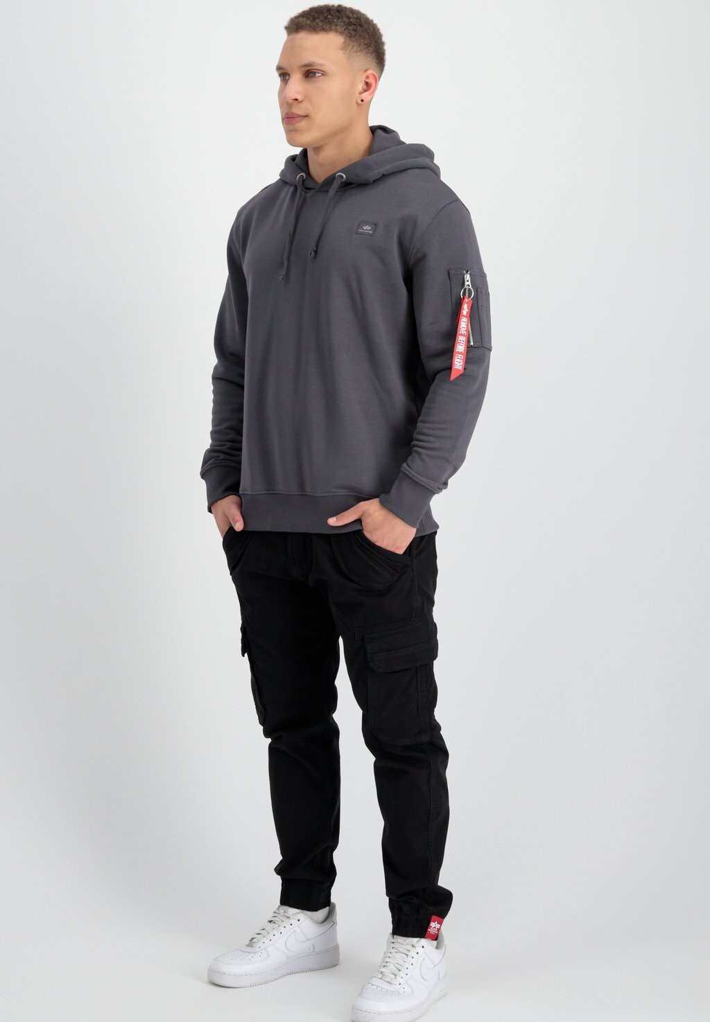 

Толстовка FIT Alpha Industries, серый