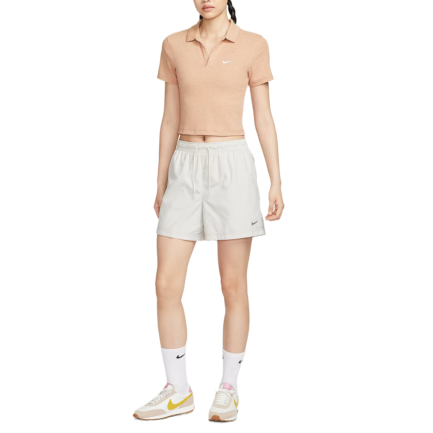Футболка поло женская Sportswear Essentials Series SS25 Nike, золото — фото 4