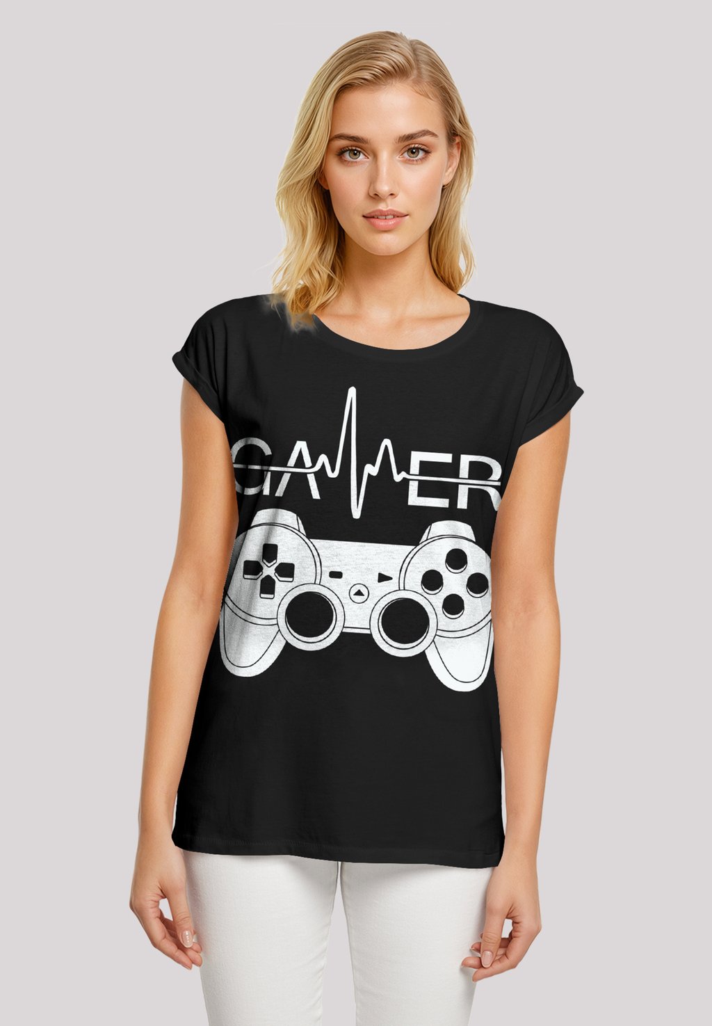 

Футболка с принтом GAMER HERZSCHLAG F4NT4STIC, черный