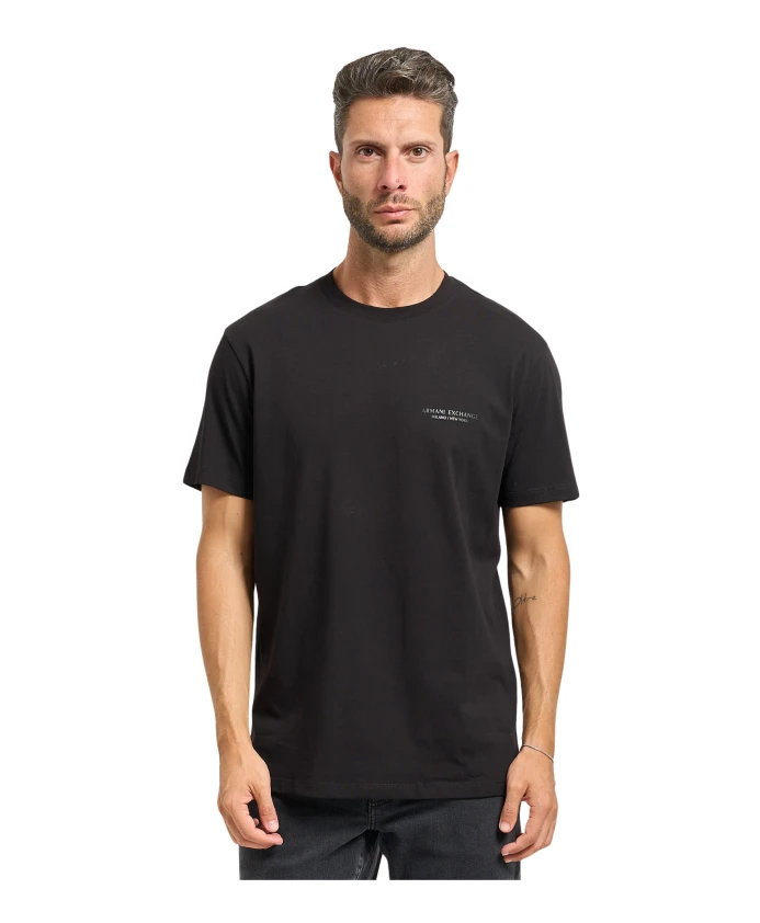 

Черная футболка с логотипом на груди Armani Exchange, черный