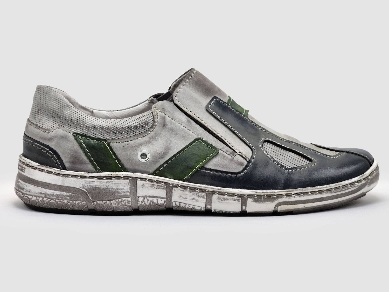 

Мужские серые кожаные слипоны на весь день KCR Group, серый