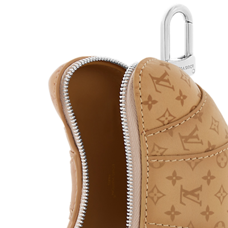 LOUIS VUITTON Кожаный медальон для монет унисекс коричневый желтый, Brown — фото 4