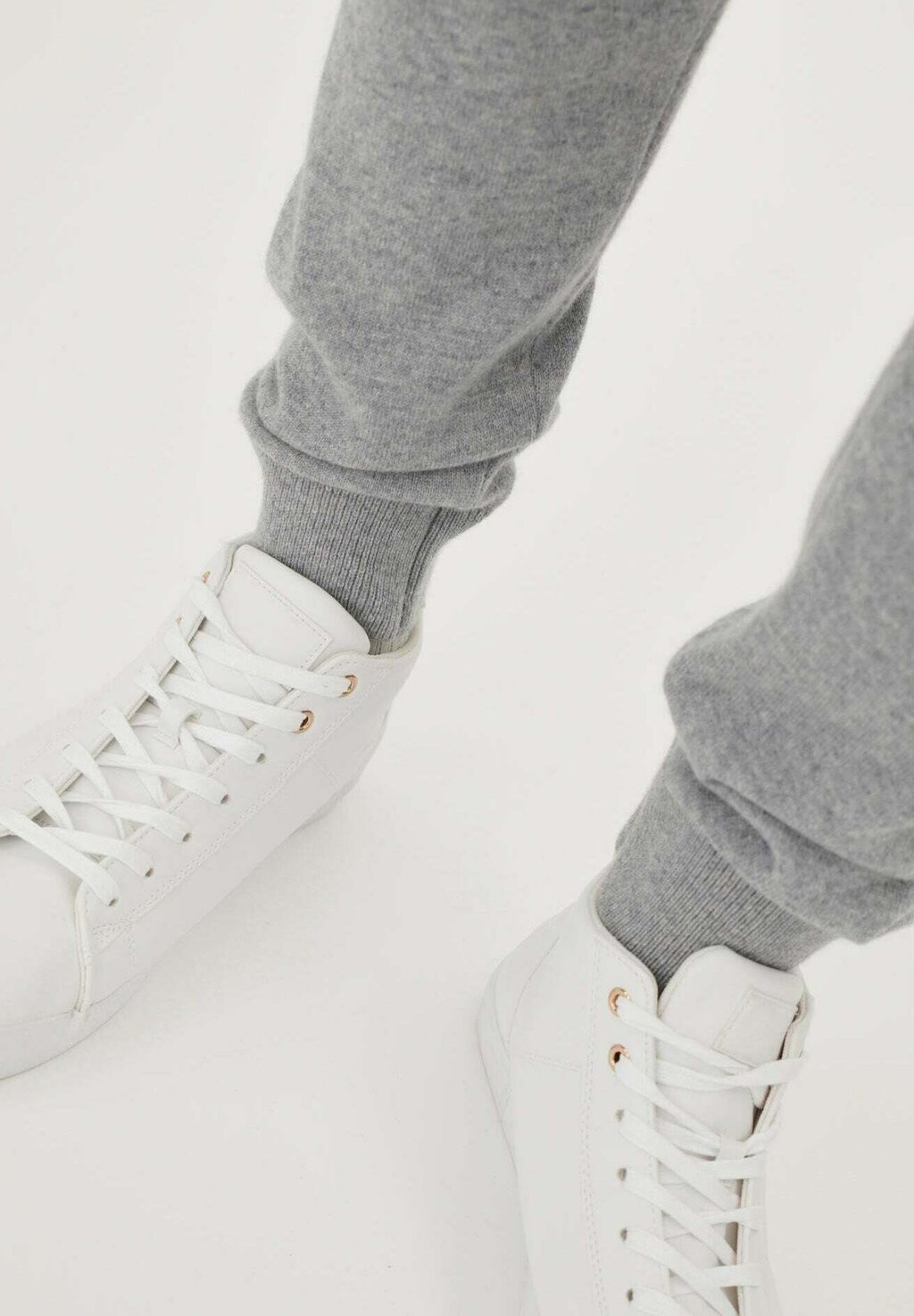 

Спортивные брюки GOBI Cashmere, серый