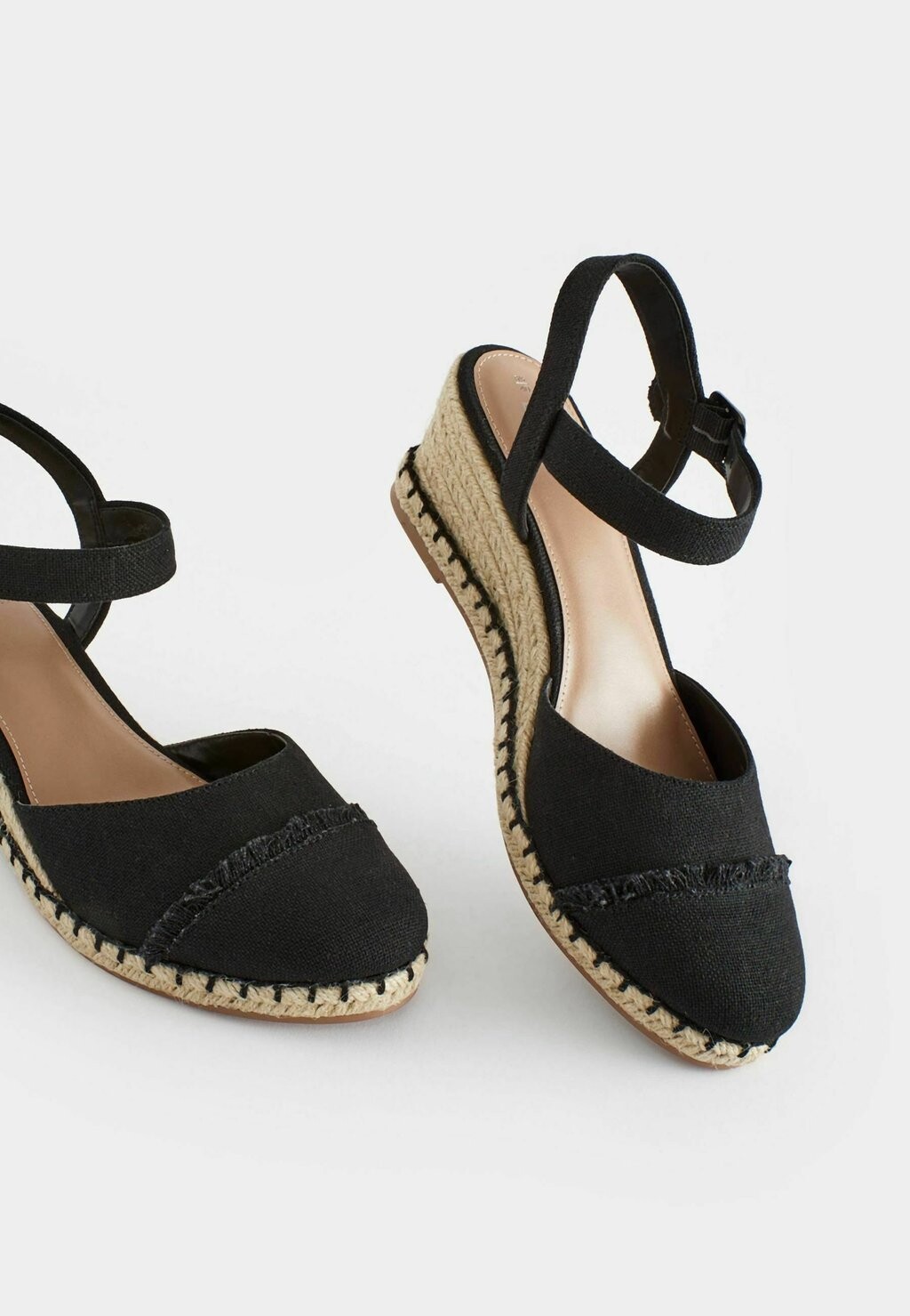 

Туфли на танкетке Forever Comfort Next, черные
