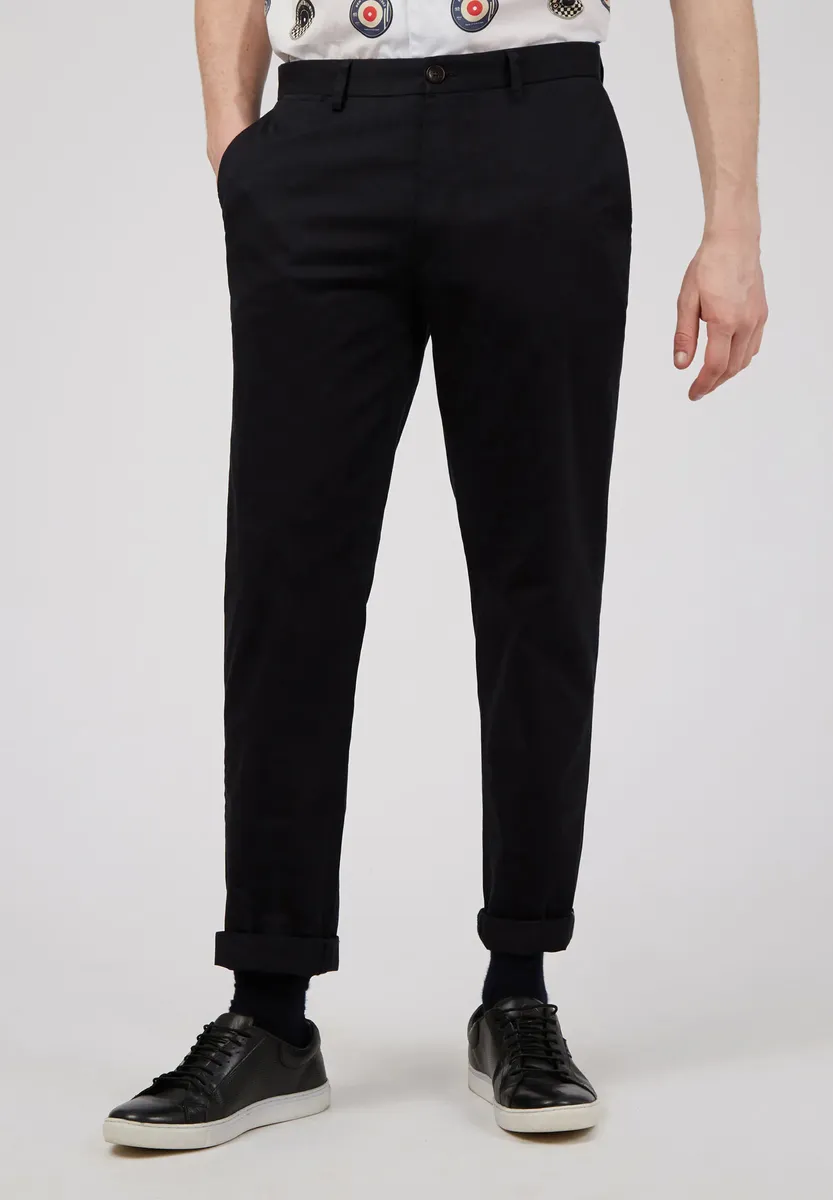 

Брюки-чиносы Ben Sherman "Signature Slim Stretch Chino", узкого кроя, хлопок, черный