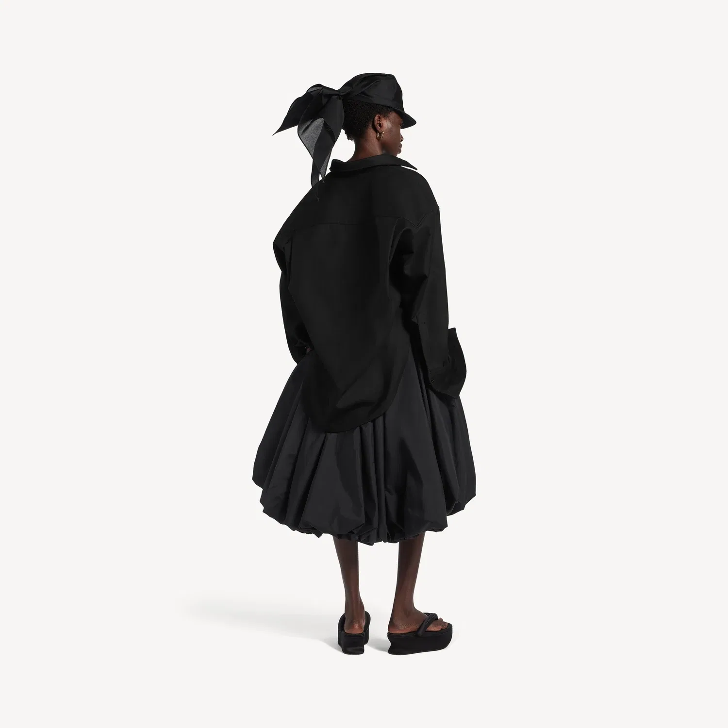 Женская классическая рубашка в черном цвете BALENCIAGA — фото 4