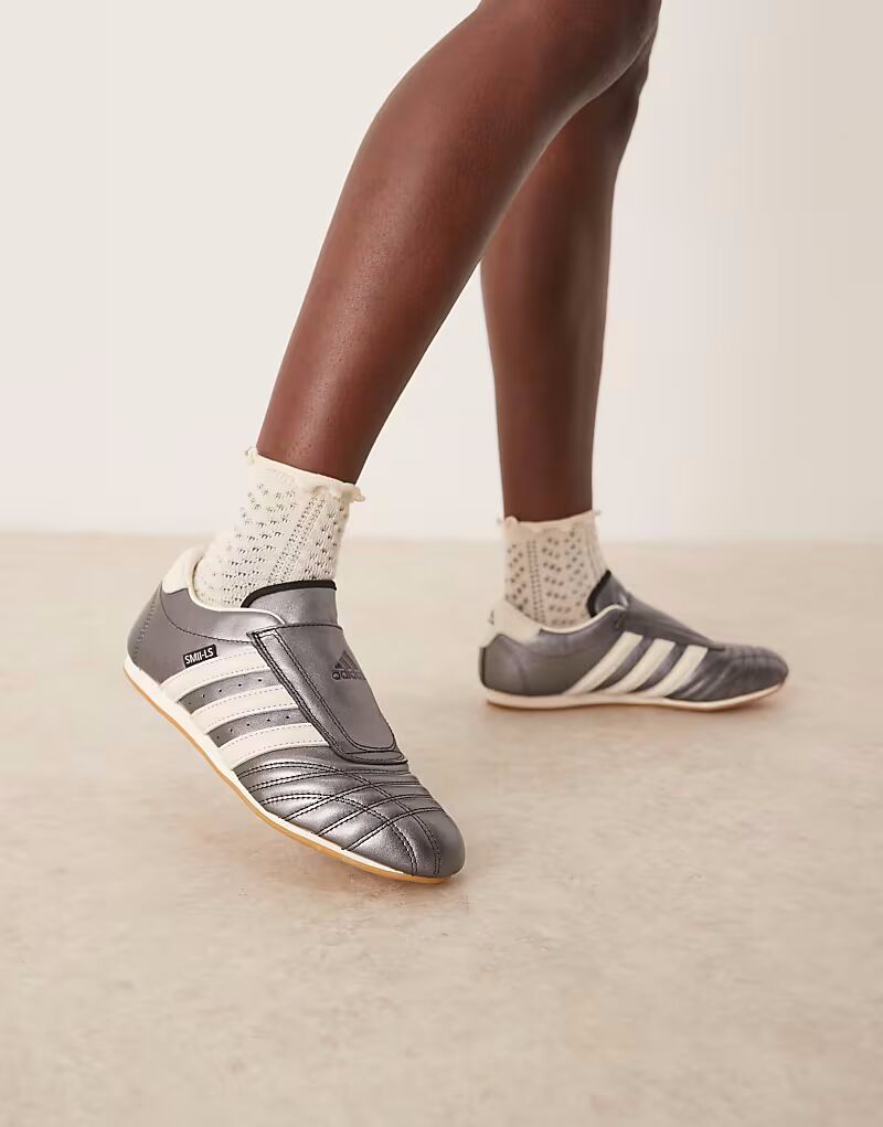 Кроссовки для тхэквондо Adidas Originals в цвете металлик-серый
