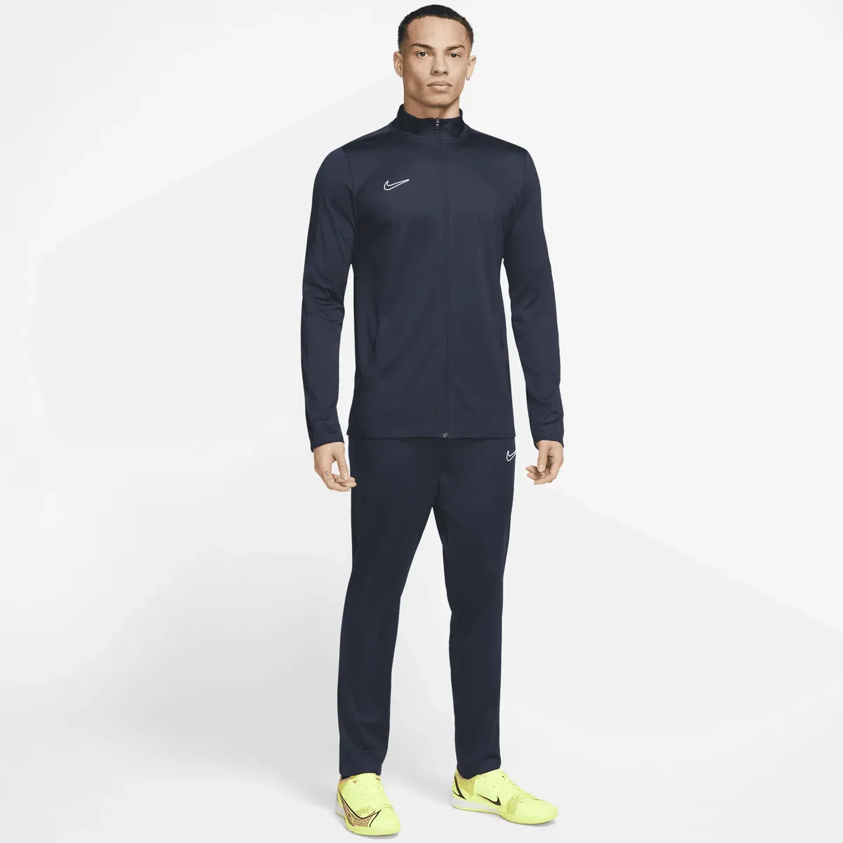 

Спортивный костюм Nike "Мужской футбольный спортивный костюм Dri-FIT Academy", цвет Obsidian/Obsidian/White