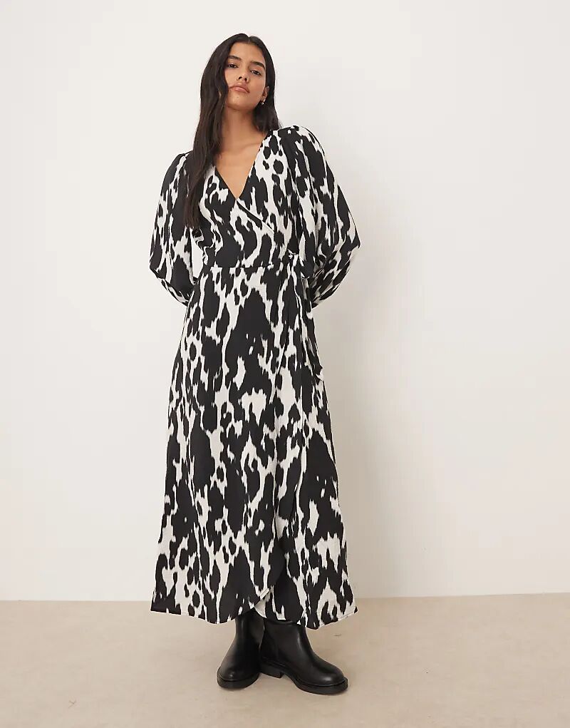 

Платье-халат мидакси JDY с абстрактным принтом