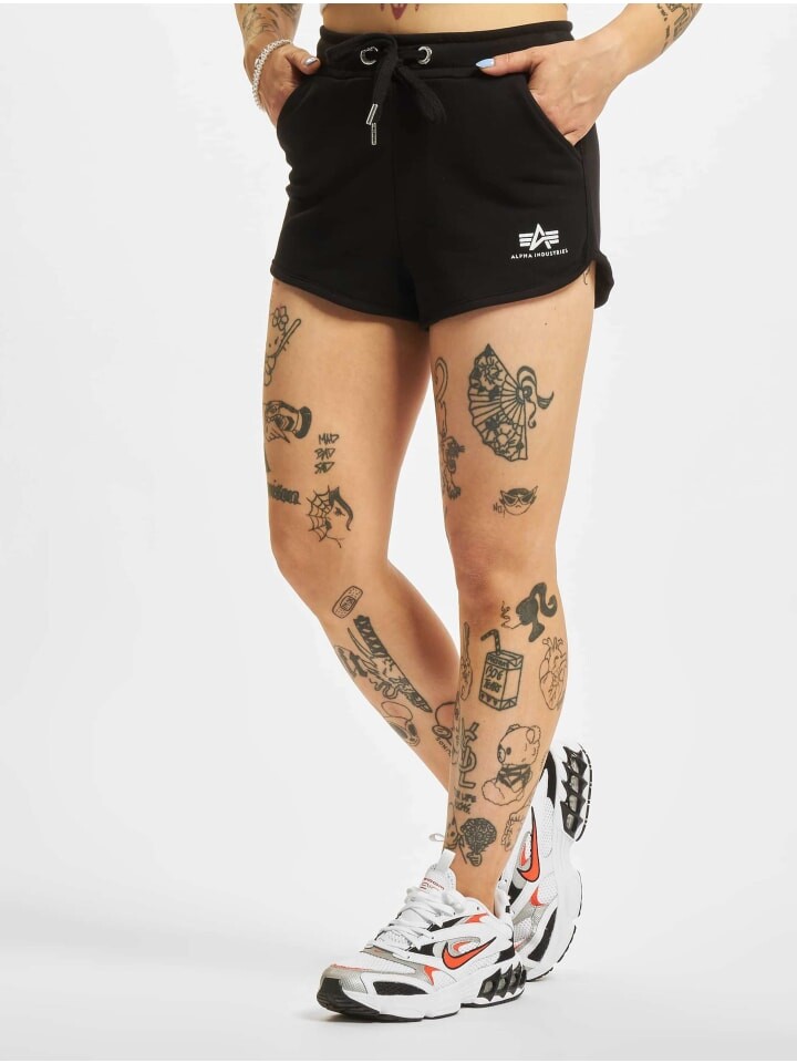 

Шорты Alpha Industries, черный
