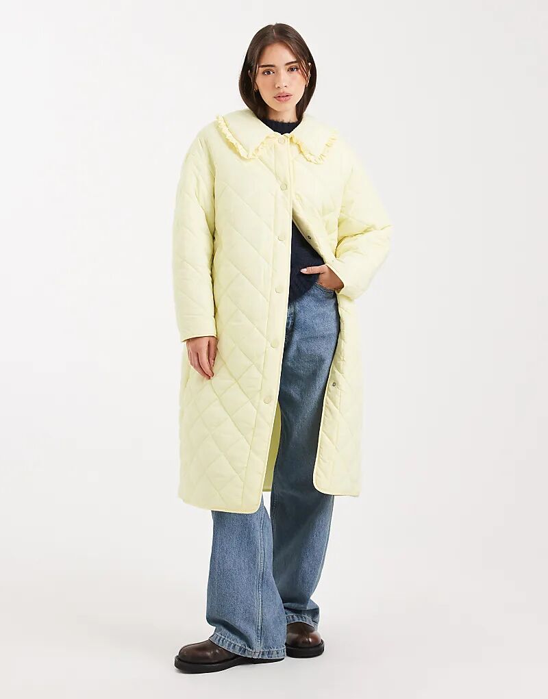 

Стеганое длинное пальто Miss Selfridge цвета пахты