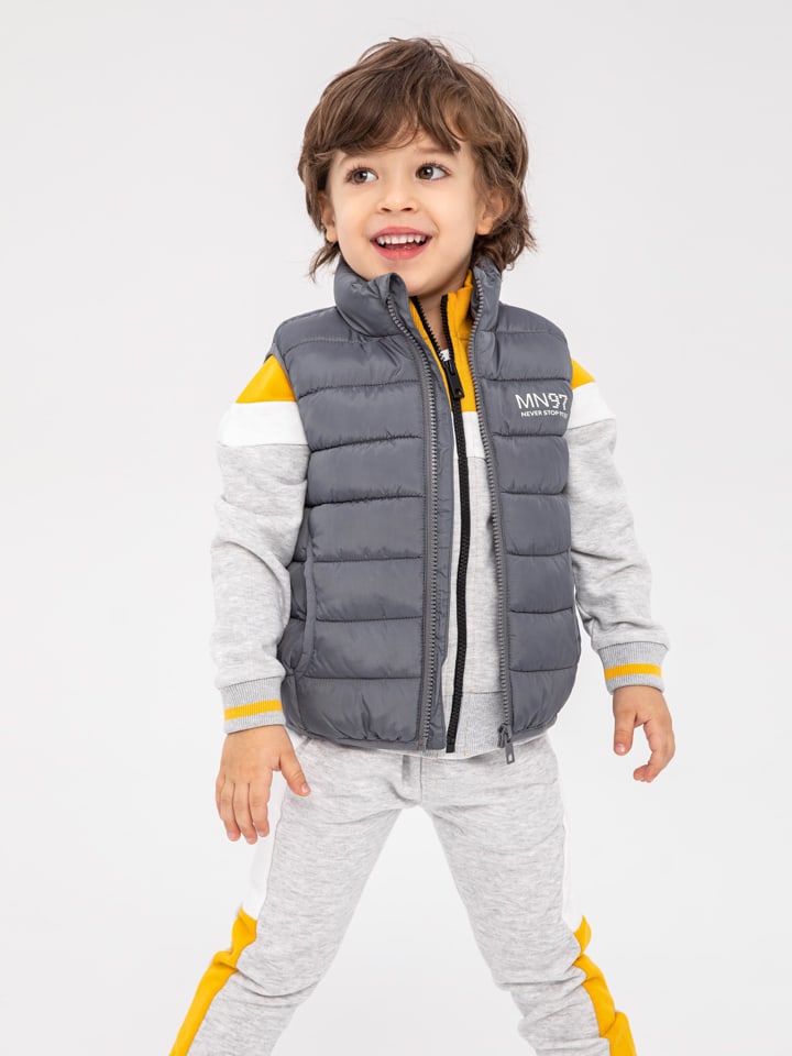 

Minoti Стеганый жилет серого цвета