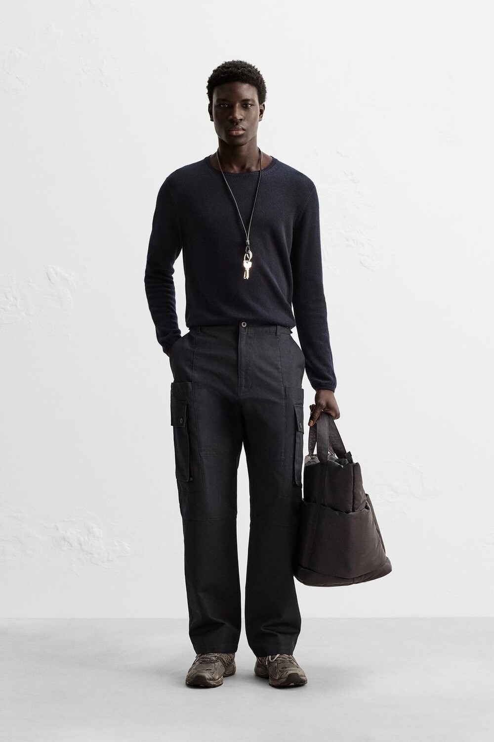 

Свитер из 100% кашемира ZARA, темно-синий